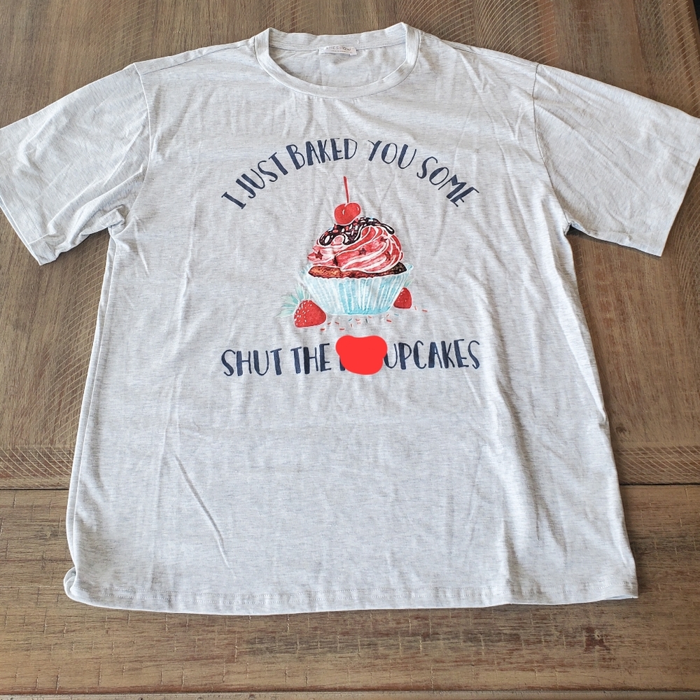 Womens graphic tee-shirt